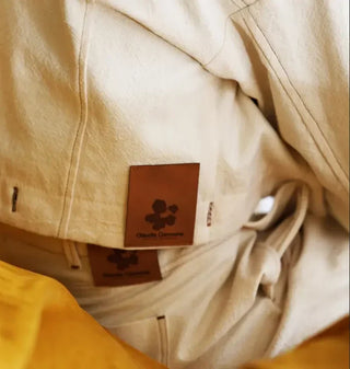 Claudia Carmona off white