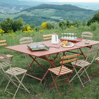 Revendeur FERMOB à Avignon : où acheter du FERMOB et découvrir la fabrication française