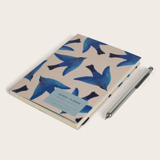 Craquez pour l'agenda perpétuel L'oiseau de Season Paper chez CQFD Avignon. Design poétique 144 pages, encres végétales, 100 % fabriqué en France.