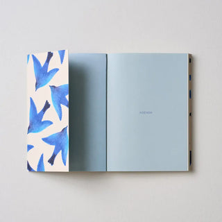 Craquez pour l'agenda perpétuel L'oiseau de Season Paper chez CQFD Avignon. Design poétique 144 pages, encres végétales, 100 % fabriqué en France.