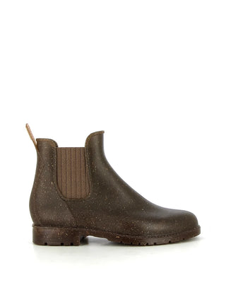 Adoptez les bottines de pluie Jumpnat chanvre foncé Méduse x Plasticana chez CQFD Avignon. Imperméables, recyclables et 100% Made in France !
