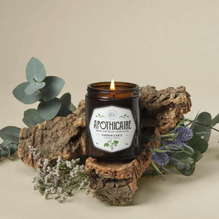 Bougie Apothicaire Harmonisante La Belle Mèche aux huiles essentielles de Lavandin et Géranium. Une synergie équilibrée et brute dispo chez CQFD Avignon !