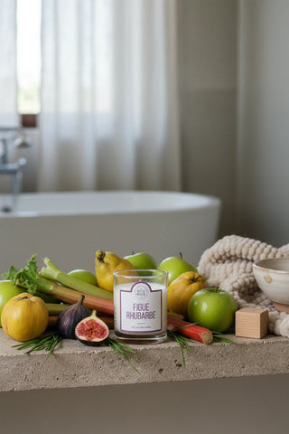 La bougie Figue Rhubarbe de La Belle Mèche. Un sillage atypique lacté et acidulé, cire de soja naturelle et parfum de Grasse. À shopper chez CQFD Avignon !