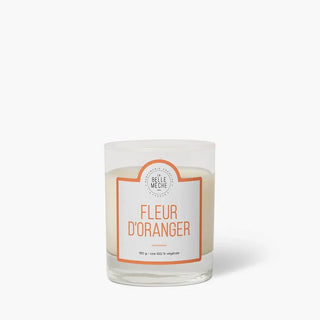 La bougie parfumée Fleur d'Oranger de La Belle Mèche. Cire 100% végétale de soja et parfum de Grasse. Un doux sillage d'enfance à chiner chez CQFD Avignon !