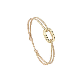 Découvrez le bracelet Maillon Plat Martelé en plaqué or du Vent à la Française chez CQFD. Bijou unisexe, cordon garanti à vie et fabriqué en France.