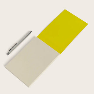 Découvrez le calepin Plein été de Season Paper chez CQFD Avignon. 75 pages en papier d'agrumes, motif tournesol, encres végétales, 100 % Made in France.