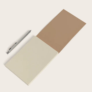Découvrez le calepin There de Season Paper chez CQFD Avignon. 75 pages en papier d'agrumes, couverture rabattable, encres végétales, 100 % Made in France.