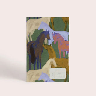 Découvrez le carnet journal Harde de Season Paper chez CQFD Avignon. 128 pages en 3 sections, dorure à chaud, encres végétales, 100 % fabriqué en France.