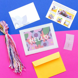 Carte postale à broder Hello flowers CANEVAS FATAL