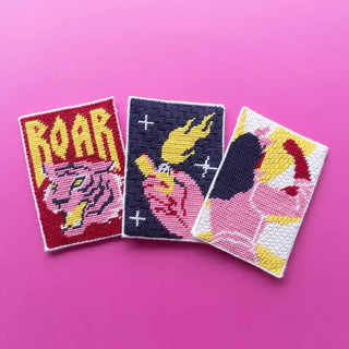 Carte postale à broder Light it up CANEVAS FATAL