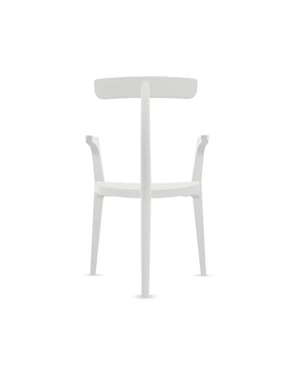 Succombez à la pureté de la chaise Beluga Blanche de POLIMAIR chez CQFD Avignon. Chaise design en kit 100% monomatière recyclée, fabriquée en France et garantie à vie.