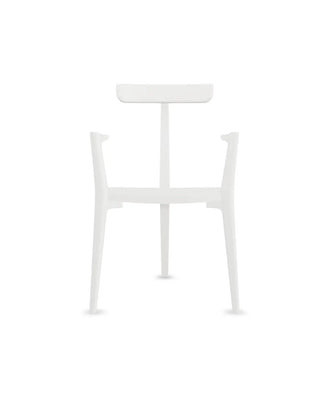 Succombez à la pureté de la chaise Beluga Blanche de POLIMAIR chez CQFD Avignon. Chaise design en kit 100% monomatière recyclée, fabriquée en France et garantie à vie.