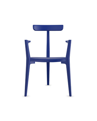 Craquez pour la chaise Beluga POLIMAIR chez CQFD Avignon. Première chaise en kit 100% monomatière recyclée, fabriquée en France et garantie à vie. Éco-score A.
