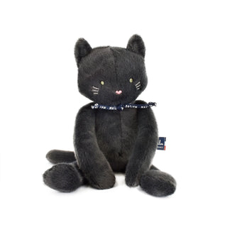 Offrez le chat Méloé (37cm) de Maïlou Tradition chez CQFD Avignon. Peluche artisanale fabriquée en Bretagne. Qualité luxe, douceur infinie et certifiée CE.