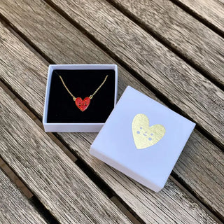 Collier Heart x Suzy Ultman Titlee