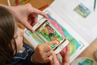 Découvrez le cahier animé Van Gogh des Éditions Animées. Un livre interactif magique avec l'appli BlinkBook pour initier les enfants à l'art chez CQFD.