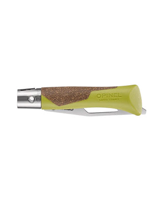 Le couteau néo7 Alpine Tilleul d'Opinel. Un concentré de technologie outdoor : mécanisme OPIFLEX®, manche liège, ultra-léger (41g). Dispo chez CQFD Avignon !