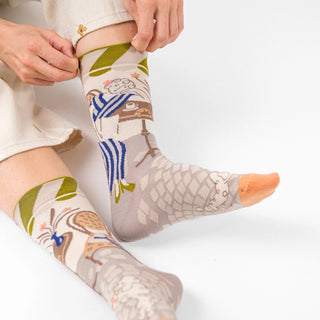 Duo de Chaussettes Bonne Maison Paris au Café