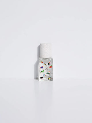 Craquez pour Poom Poom de Maison Matine chez CQFD. Une eau de parfum florale et boisée, fabriquée en France avec de l'alcool de blé bio. Format voyage 15ml.