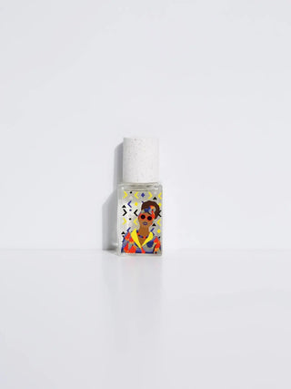 Craquez pour le parfum Warni Warni de Maison Matine chez CQFD Avignon. Une fragrance mixte, fleurie et épicée à base d'alcool de blé bio. Fabriqué en France.