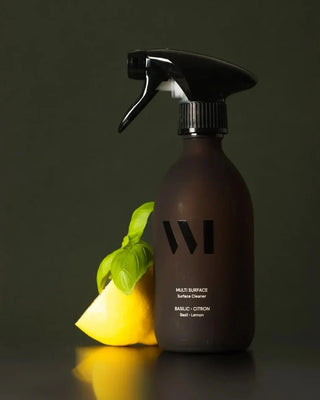 Nettoyez toute la maison avec le Multi-Surface Basilic Citron à 98,7% naturel. Flacon verre renforcé® élégant et rechargeable. Efficacité prouvée chez CQFD Avignon.