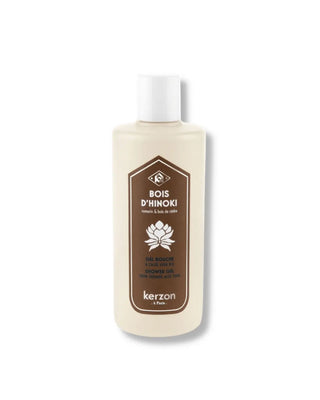 Offrez à votre peau le gel douche Bois d'Hinoki de Kerzon chez CQFD Avignon. Sillage boisé romarin & cèdre, aloe vera bio. Made in France 320ml.
