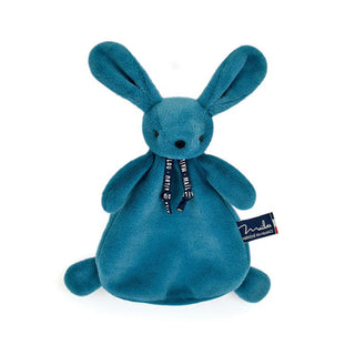 Offrez le Doudou Lapin Dorlotin (22cm). Peluche artisanale en matière Maïloudou ultra-douce, fabriquée à la main en Bretagne. Idéal dès la naissance.