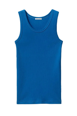 Le débardeur bleu Marcel Signature en coton Pima premium. Une couleur vibrante, une coupe unisexe et une fabrication 100% locale à Roanne. Signé par l’artisan !