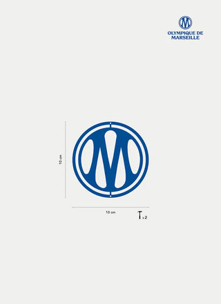 Affichez votre passion avec la silhouette murale Logo OM par The Line chez CQFD Avignon. Acier bleu, design épuré & 100% Made in France. Droit au but !