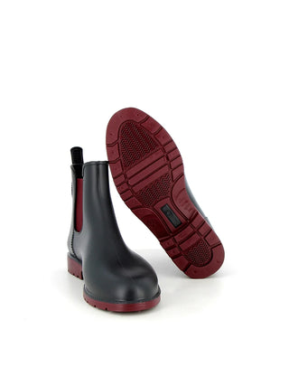 Découvrez les bottines Jumpy Méduse® anthracite à semelle bordeaux. Confortables, 100% recyclables et fabriquées en France. Le style bicolore chez CQFD Avignon.