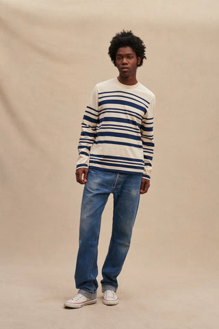 Découvrez la Marinière Pablo Le Minor. Un design asymétrique inspiré de Picasso, tricoté en Bretagne. 100% coton, qualité durable et style iconique. 125g.