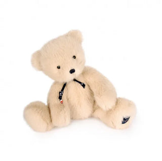 Découvrez l’Ours Sowen 30 cm en coloris sable (beige). Peluche artisanale haut de gamme faite main en Bretagne. Douceur infinie, design épuré et certificat d'authenticité.