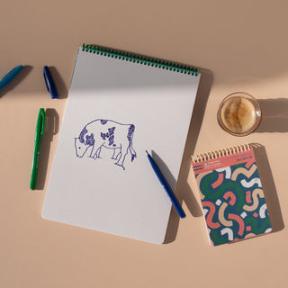 Découvrez le carnet de dessin A4 de Papier Tigre chez CQFD Avignon. Un papier premium 250g avec coton, fabriqué à Paris. Idéal pour gouache, feutre et croquis.