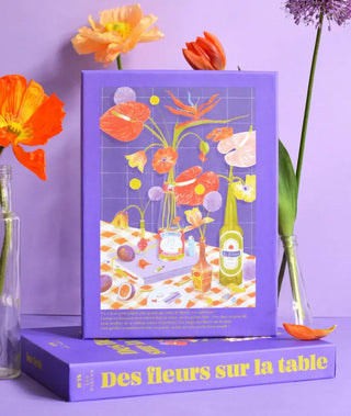 Puzzle 500 pièces Des Fleurs Sur La Table par Jour Férié. Une illustration florale poétique et éco-conçue, fabriquée en France. À shopper chez CQFD Avignon !