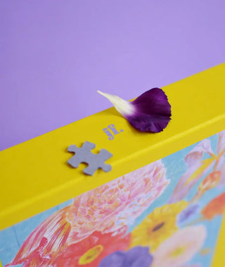 Puzzle 1000 pièces Nature Peinture par Jour Férié. Un défi floral éclatant de difficulté corsée, éco-conçu et fabriqué en France. À shopper chez CQFD Avignon !