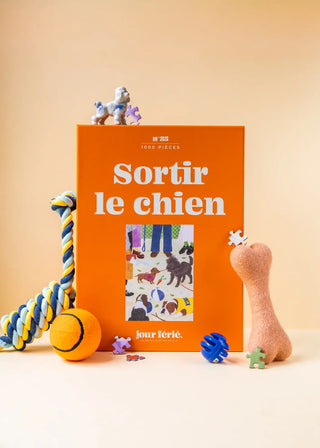 Découvrez le puzzle "Sortir le chien" de Jour Férié chez CQFD Avignon. 1000 pièces de tendresse canine, fabriqué en France avec des matériaux recyclés.