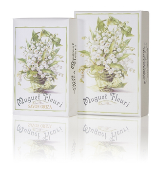 Illuminez votre teint avec le savon Muguet Fleuri d'Oriza L. Legrand. Un soin extra-fin fabriqué à Marseille aux notes vertes et fraîches. Douceur et éclat.