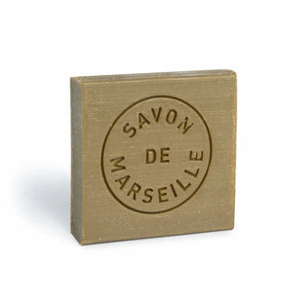 Tranche savon de Marseille 65g 100% olive Fer à Cheval chez CQFD Avignon. Format nomade 100% naturel, sans huile de palme, certifié Cosmos. Made in Marseille.
