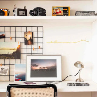 Silhouette murale The Line Lyon doré