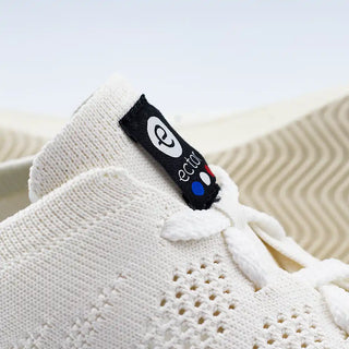 Découvrez les sneakers Ector Original Blanc chez CQFD Avignon. Des baskets éco-conçues en France à Romans-sur-Isère, 100% recyclées, légères et respirantes.