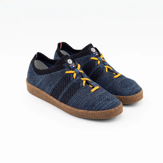 Craquez pour les sneakers Ector Original Outremer à semelle crêpe chez CQFD Avignon. Baskets bleues éco-conçues en France, 100% recyclées, légères et ultra-tendances.