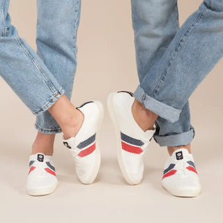 Craquez pour les sneakers Ector Original Tricolore chez CQFD Avignon. Des baskets bleu-blanc-rouge éco-conçues en France à Romans-sur-Isère, 100% recyclées et véganes.