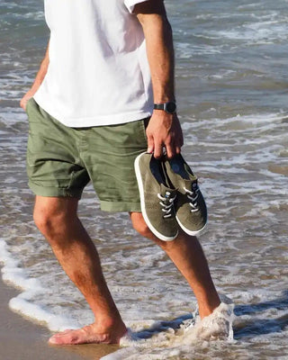 Achetez les sneakers Ector Original Kaki chez CQFD Avignon. Baskets éco-tricotées en France à Romans-sur-Isère. 100% recyclées, ultra-légères et respirantes.