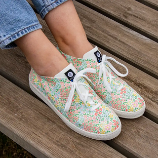 Craquez pour la collection Ector Original Liberty chez CQFD Avignon. Des sneakers fleuries, 100% fabriquées en France et certifiées Origine France Garantie.