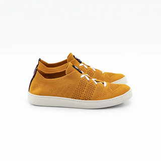 Craquez pour les sneakers Ector Original Moutarde chez CQFD Avignon. Des baskets éco-tricotées en France à Romans-sur-Isère, 100% recyclées, légères et respirantes.