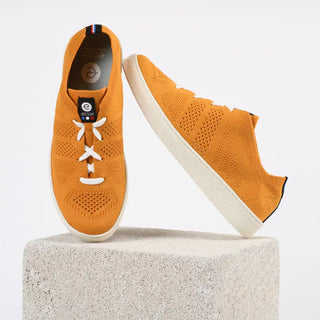 Craquez pour les sneakers Ector Original Moutarde chez CQFD Avignon. Des baskets éco-tricotées en France à Romans-sur-Isère, 100% recyclées, légères et respirantes.