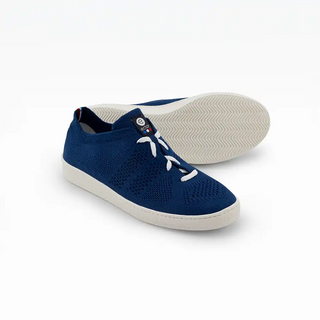 Découvrez les sneakers Ector Original Navy chez CQFD Avignon. Des baskets bleu marine éco-conçues en France à Romans-sur-Isère. 100% recyclées et ultra-légères.