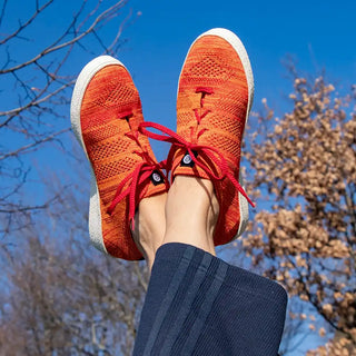 Craquez pour les sneakers Ector Original Orange chez CQFD Avignon. Baskets 100% fabriquées en France dans la Drôme, en polyester recyclé et semelle caoutchouc.