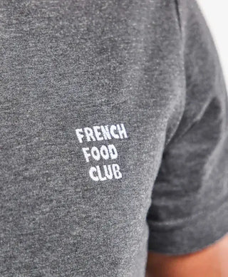 Craquez pour le t-shirt homme Baptiste gris chiné de La Gentle Factory chez CQFD Avignon. En coton bio et polyester recyclés, édition French Food Club.