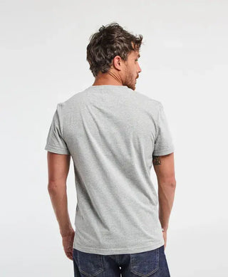 Découvrez le t-shirt homme Barthélémien gris chiné de La Gentle Factory chez CQFD Avignon. En fibres 100% recyclées, brodé vélo et fabriqué en France.